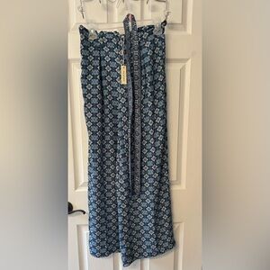 NWT Max Studio pull on pant with pockets, size small